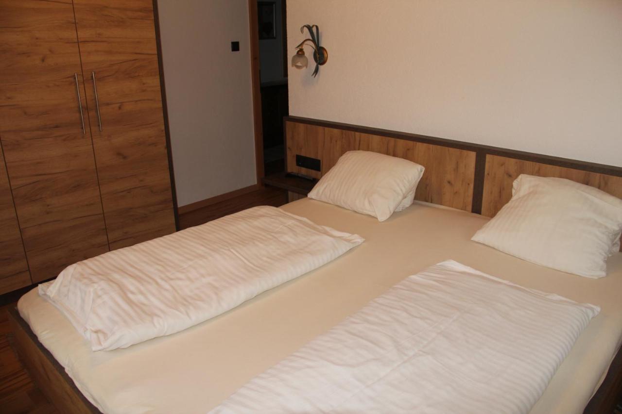 Hotel Schweizerhof Oberau Extérieur photo